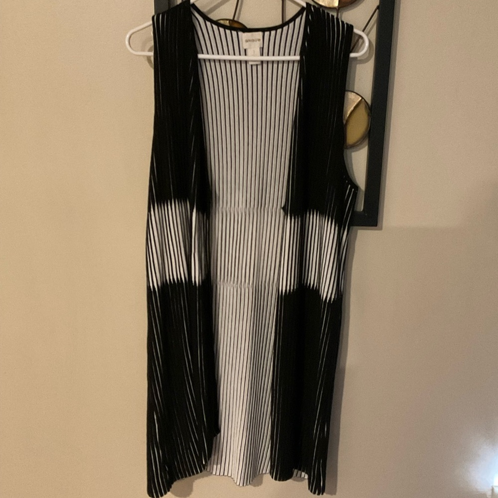 Chico’s Vest - Picture 2 of 3